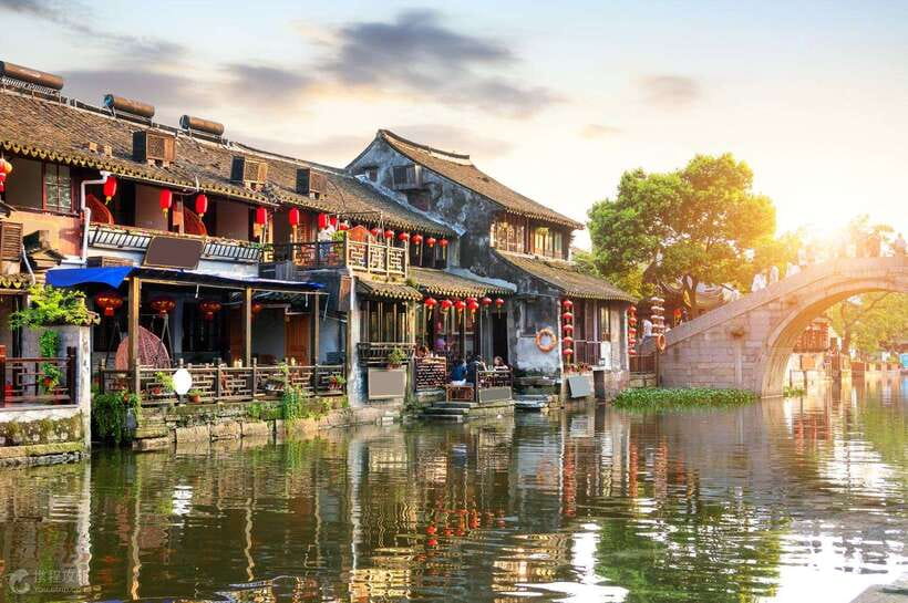 Shanghai: Private Shanghai & Zhujiajiao Tour with Lunch - Price and Logistics: Why This $255 Private Day Works for One-Time Visitors