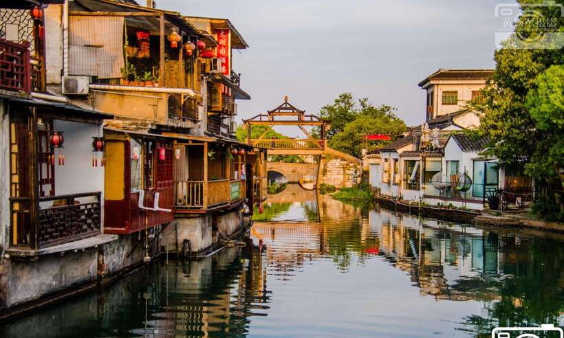 Shanghai: Private Shanghai & Zhujiajiao Tour with Lunch - Lunch in Shanghai: Local Flavors, Less Guesswork