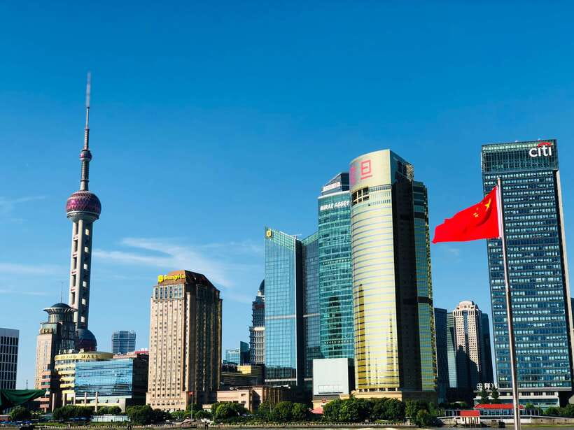 Shanghai: Private Shanghai & Zhujiajiao Tour with Lunch - Shanghai Tower at 632 Meters: The 360-Degree Payoff