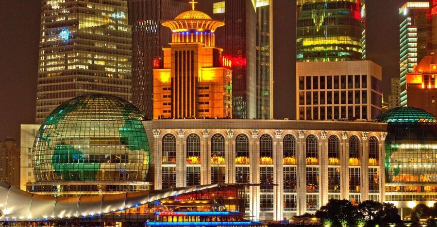 Shanghai: Private Walking Tour with a Local - Bund photo views, guided context, and what you miss on your own