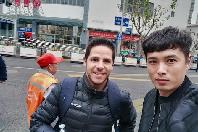Shanghai Pudong Airport to Shanghai Hotels: Private with Meet & Greet Service - Price and value: why $35 can be cheaper than your stress