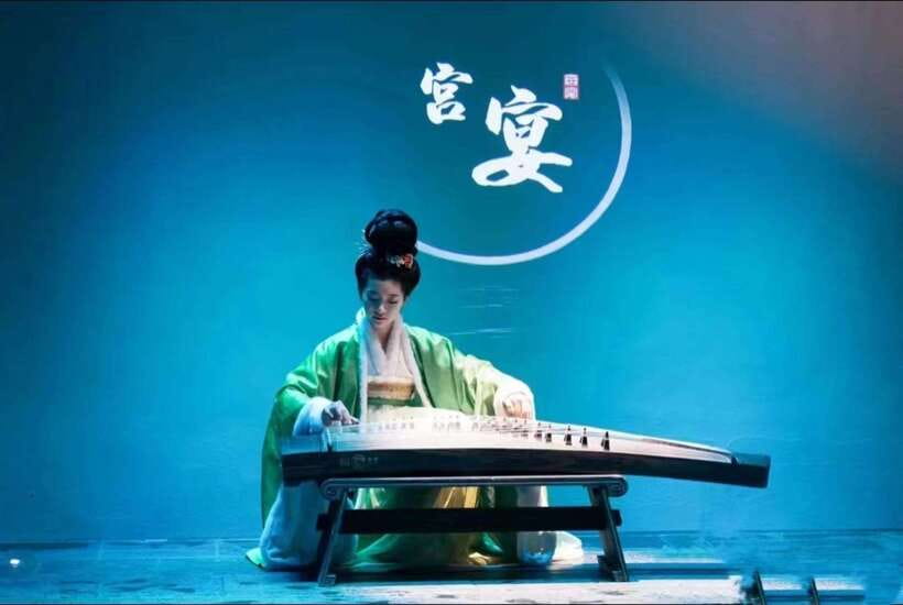 Shanghai: Royal Banquet with Chinese Cultural Performance - Viewing Tips: Seats, Pillars, and How to Get the Best Angle