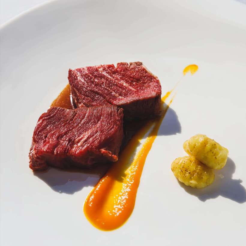 Shanghai Tower: Lunch or Dinner on the 119th Floor - Lines, crowds, and finding your way without stress
