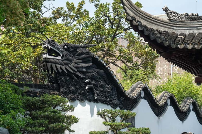 Shanghai: Yuyuan, City God Temple Old City Tour-Tip Based - Yuyuan Garden Smallware: markets, crafts, and practical souvenirs