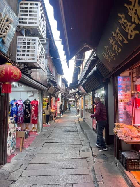Shanghai: Zhujiajiao Water Town with Calligraphy Experience - Included value: what you’re actually paying for