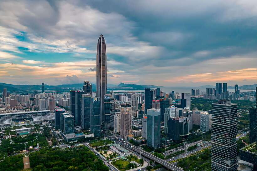 ShenZhen: Tallest Building with Luxury Meal on Highest Floor - Before You Ride Up: Check-In, Separate Entrance, and the Elevator Plan
