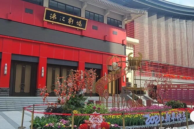 Sichuan Opera with face-changing at Sichuan opera theater - Value check: what your $30 ticket buys you in Chengdu terms