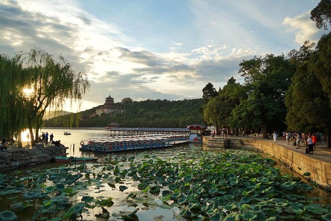 Summer Palace Private Tour with Public Transport&Optional Extras - Long Corridor, Kunming Lake views, and the Marble Boat
