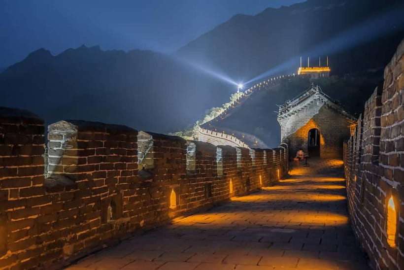 Sunset Glow at Mutianyu Great Wall Night Bus Tour+Ticket - Who This Tour Fits Best
