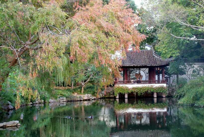 Suzhou:Humble Administrator's Garden Ticket for Adult - Where the small group format actually helps