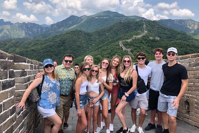 T-Square, Forbidden city and Mutianyu Great Wall Private Day Tour - Mutianyu Great Wall for 4 Hours: Cable Car Round Trip and a Lunch Break Done Right