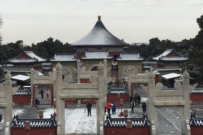 Temple of Heaven Private Tour with Extra Scenic Spots Added On - Entering the Temple of Heaven grounds the right way