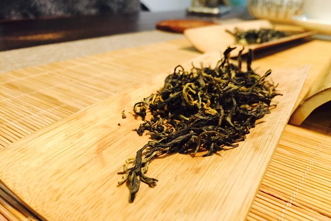 Three-Hour Private Chengdu Tea Wholesale Market Tour - Stop 1: The Chengdu Tea Wholesale Market Shop Circuit