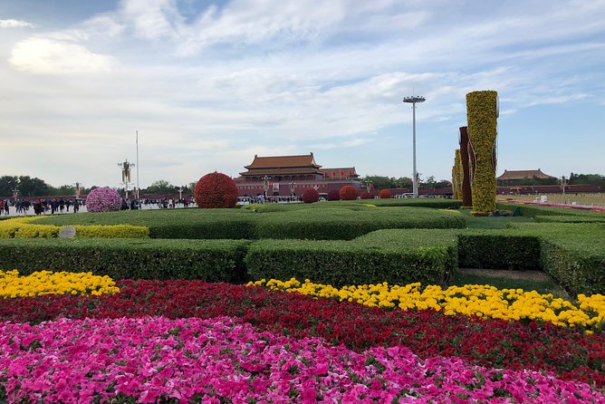 Tiananmen Square Tour - Qianmen Main Street Mall: central-axis walking with classic Beijing storefronts
