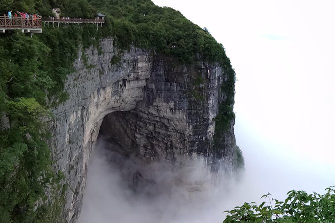 Tianmen Mountain(Glass Walking Way) day tour - Heaven-linking Avenue: for city views and calm pacing