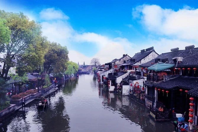 Tongli and Xitang Private Full Day Tour from Shanghai with Boat ride - Getting from Shanghai to the water towns