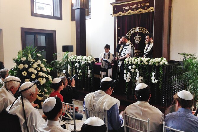 Tour of Jewish Shanghai led by a Jewish History Expert - How the tour explains Jewish immigration waves, from Shanghai’s pull to wartime arrival