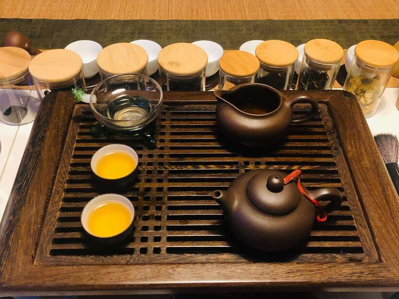 Traditional Chinese Tea Ceremony Experience - The Five Teas You Try, and How to Notice Their Differences