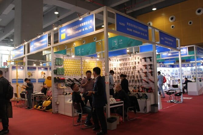 Translator Shopping Assistant and Business Tour Guide Service - Canton Fair Complex: starting at the biggest trade hub