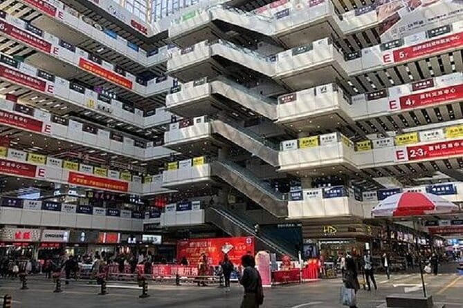 Translator Shopping Assistant and Business Tour Guide Service - Baiyun Leather City: the two-hour window that actually counts