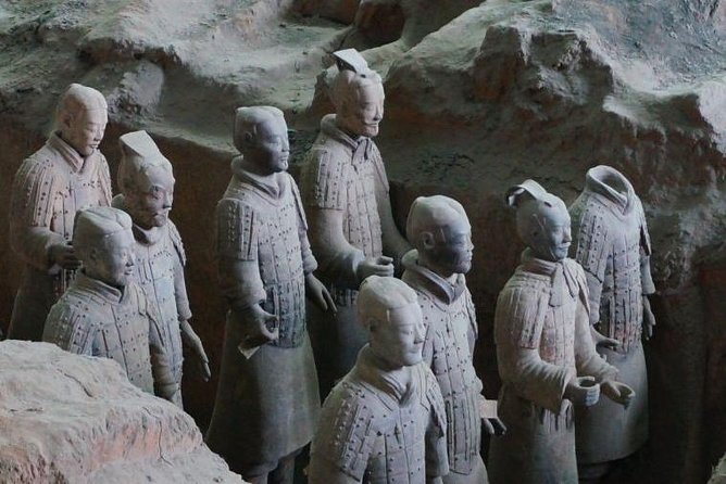 Xi'an 1-Day Coach Tour of Terracotta Army - Pickup, Timing, and How the Day Runs From Bell Tower