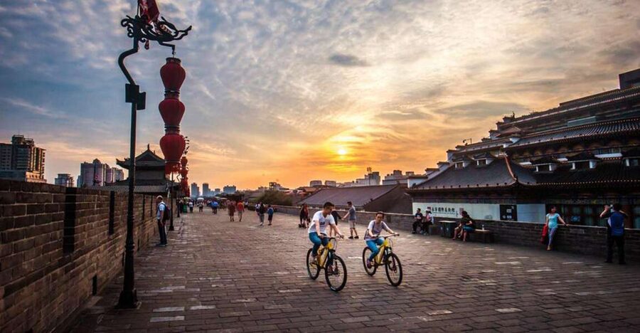 Xi'an City Wall Private Guided Tour with Cycling Option - Key things I’d circle before you go