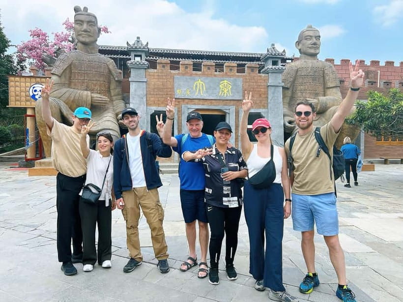 Xi'an: Exclusive Terracotta Army Tour & Local Family Lunch - Pit 2: diversity in poses and the “supporting cast” of the army
