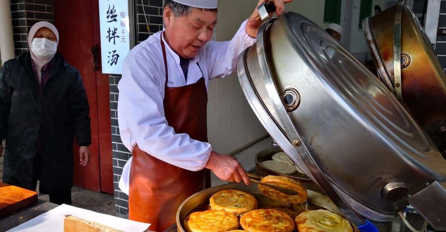 Xi'an: Full-Day Terracotta Warriors & Local Food Tour - Key things to know before you go