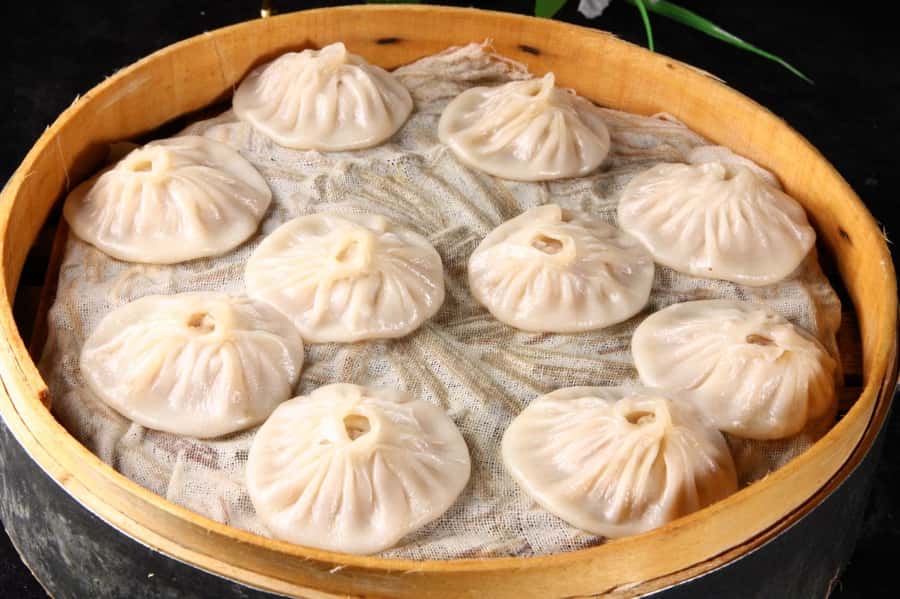Xi'an: Gourmet & Street Food Tour - Xian at night, the smart time to do street food