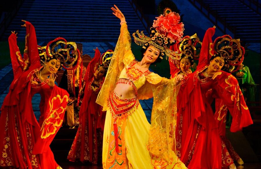 Xi’an: Great Tang Dynasty Night Show & Dumpling Meal Option - Dumpling dinner at the theatre: filling, fast, and worth planning your appetite