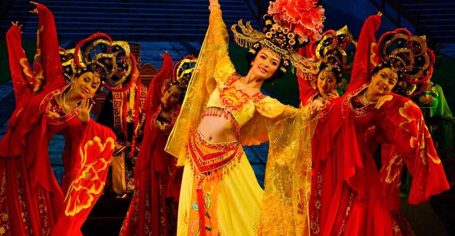 Xi’an: Great Tang Dynasty Night Show & Dumpling Meal Option - Following the story with English and Chinese screen text