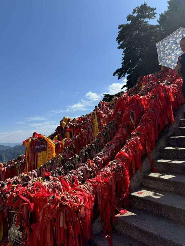 Xi'an: Hua Shan Mountain Private day Tour - Entrance Tickets, Shuttle Bus, and Cable Cars: Why Included Matters