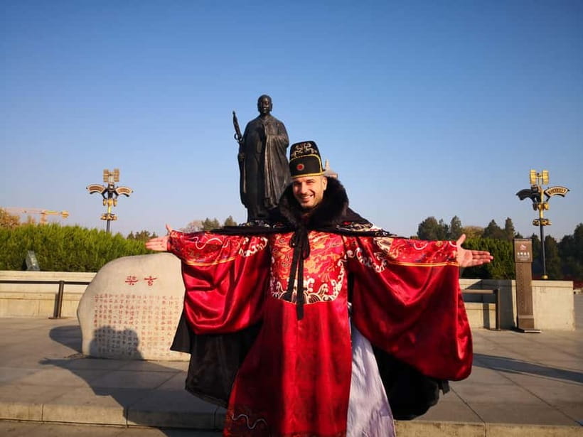 Xi'an: In-Depth City Tour with Choice of Duration - Why Xian feels clearer with a private guide