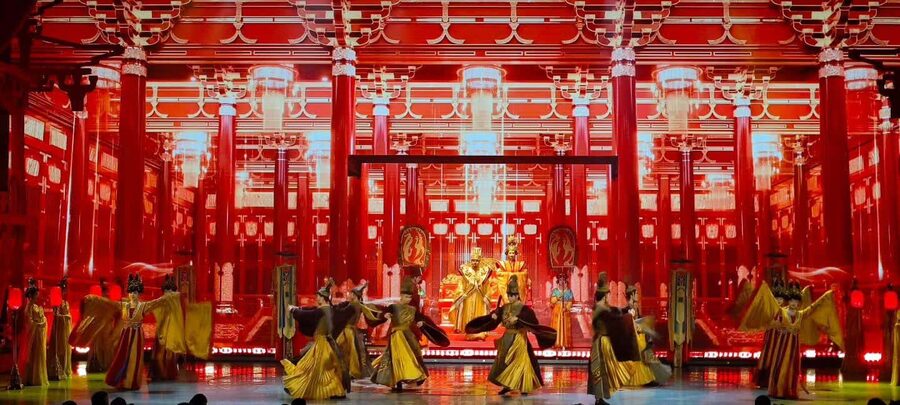 Xi'an: Tang Dynasty Music and Dance Show with Round Trip Transfer - Getting to the theater: hotel pickup at 6:00 or 6:30 PM