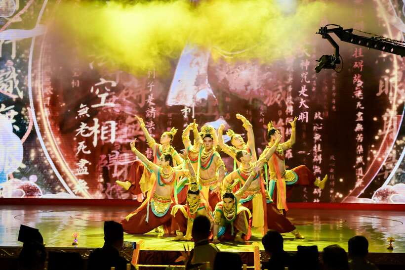 Xi'an: Tang Dynasty Show Tickets Booking - Big lighting and stage effects, the part you will remember
