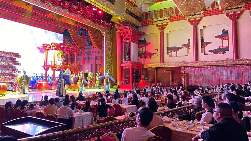Xi'an: Tang Dynasty Show Tickets Booking - Dumpling dinner before and during: convenient, but sometimes distracting