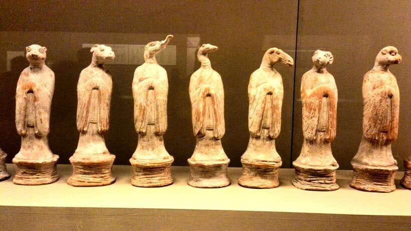 Xi'an: Terracotta Army and Top City Sights Tour with Options - Skip-the-line entry, then the crowd reality