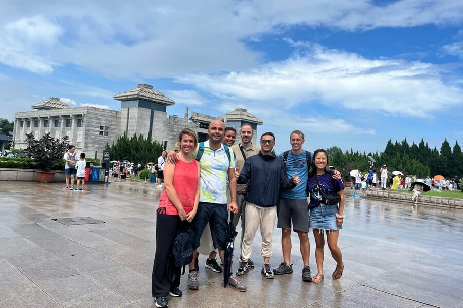 Xi'an: Terracotta Army Museum Group Tour - Optional electric bus: when it helps