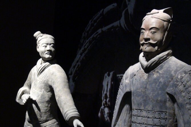 Xi'an Terracotta Warriors and Jingdi Tomb Private Tour - Jingdi Tomb (Hanyangling): the underground glass corridor experience