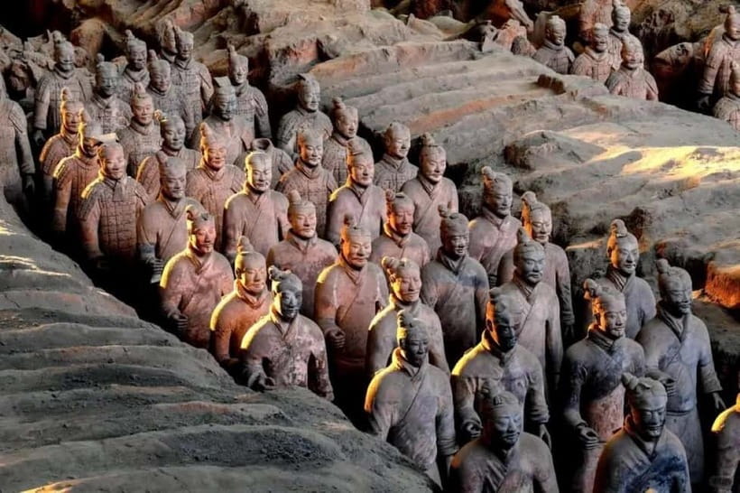Xi'an: Terracotta Warriors, Huaqing Palace & City Night Tour - Who should book this tour, and who should skip it