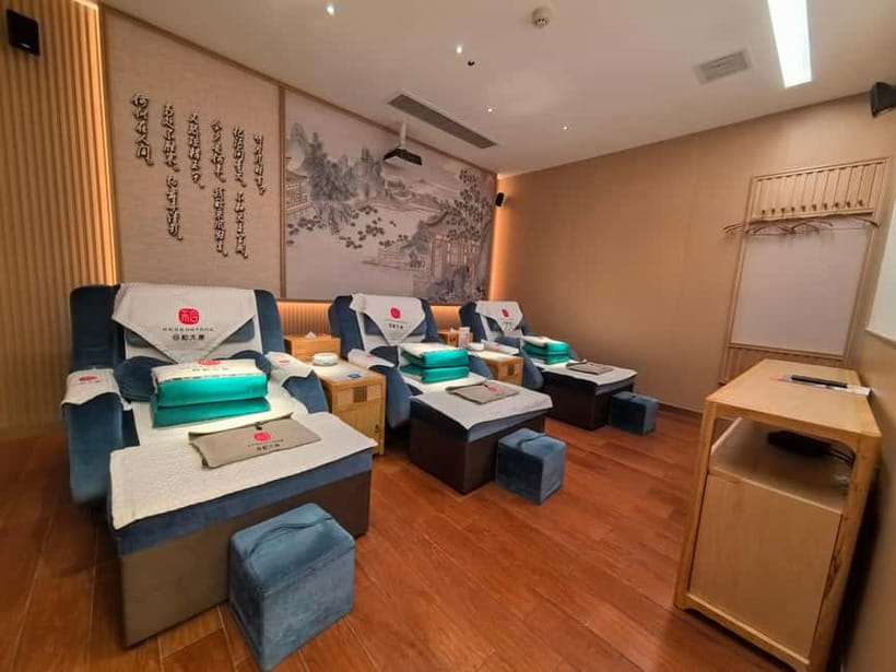 Xi'an: Traditional Chinese Massage or Spa with Meal - Finding the spa near City Wall, Xin Ji Gu zhen Archway Gate