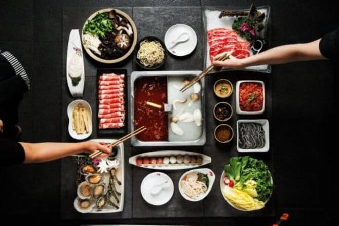 Xi'an Vegetarian Food Tour - Bell Tower in the Center: Your Xian Orientation Stop