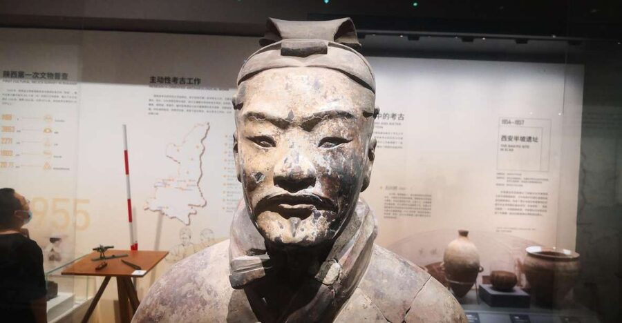 Xian: Terracotta Army Ticket & Guided Bus Tour with Options - Choosing the right option: ticket-only vs guided pickup vs private