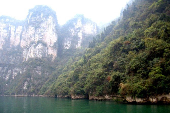 Yangtze River Cruise from Yichang to Chongqing Upstream in 5 Days 4 Nights - Day 2: Three Gorges Dam first, then Xiling Gorge time