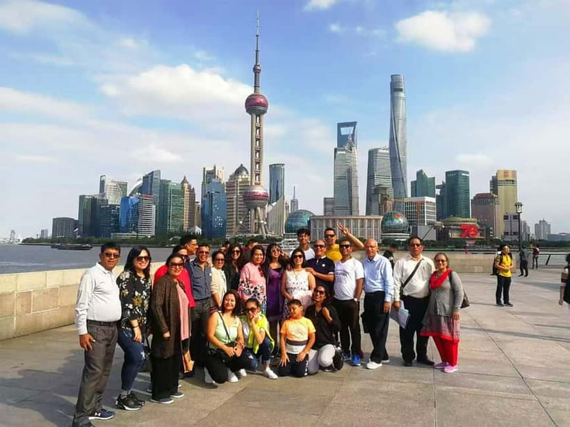Yu Garden, Old Street, Bund & Zhujiajiao Water Town Bus Tour - First Stop Works: Meeting at Yu Garden and Getting Oriented Fast