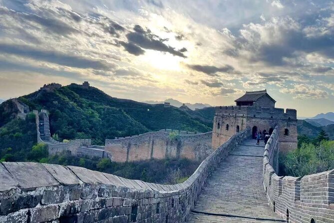 ZANBUS: Trip to the Jinshanling Great Wall Departing at 7:30 AM - Return to Beijing: Why the End Near Lama Temple Is Handy