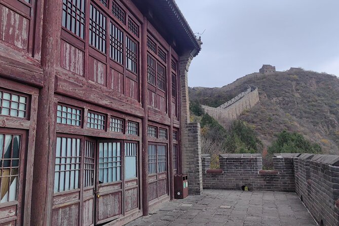 ZANBUS: Trip to the Jinshanling Great Wall Departing at 7:30 AM - Price and Value: Is $42 a Fair Deal?