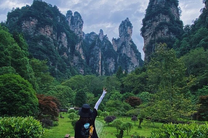Zhangjiajie National Forest Park Entrance Ticket - Entry, Eco-Bus, and the Daily Visitor Limit Fix