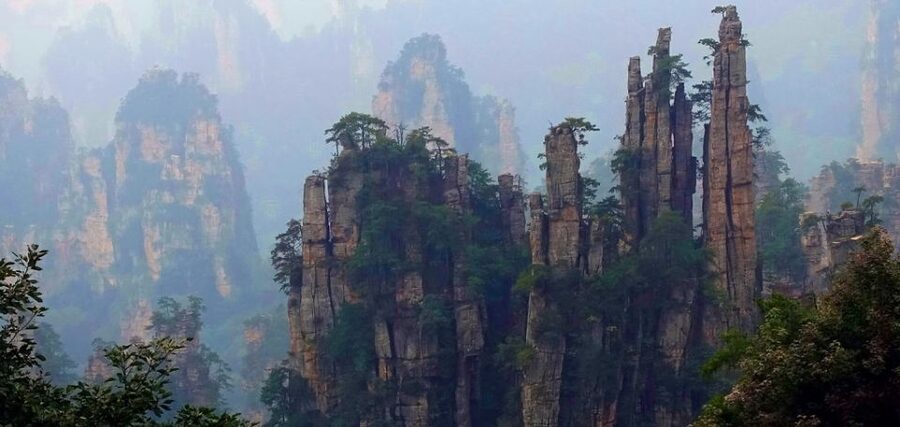 Zhangjiajie National Park: 2-Day Guided Tour w/ Glass Bridge - Day 2: Golden Whip Stream, Then the Zhangjiajie Grand Canyon Glass Bridge