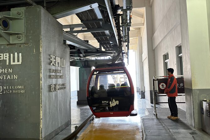 Zhangjiajie Tianmen Mountain Ticket Booking - Entering Tianmen: Passport or QR, No Paper Ticket